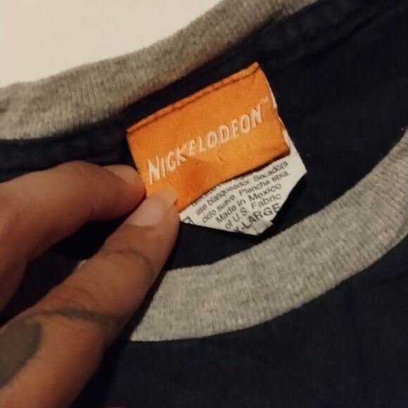 Vntg Nickelodeon SpongeBob ScaredyPants T-Shirt - Black and Gray - Picture 7 of 8